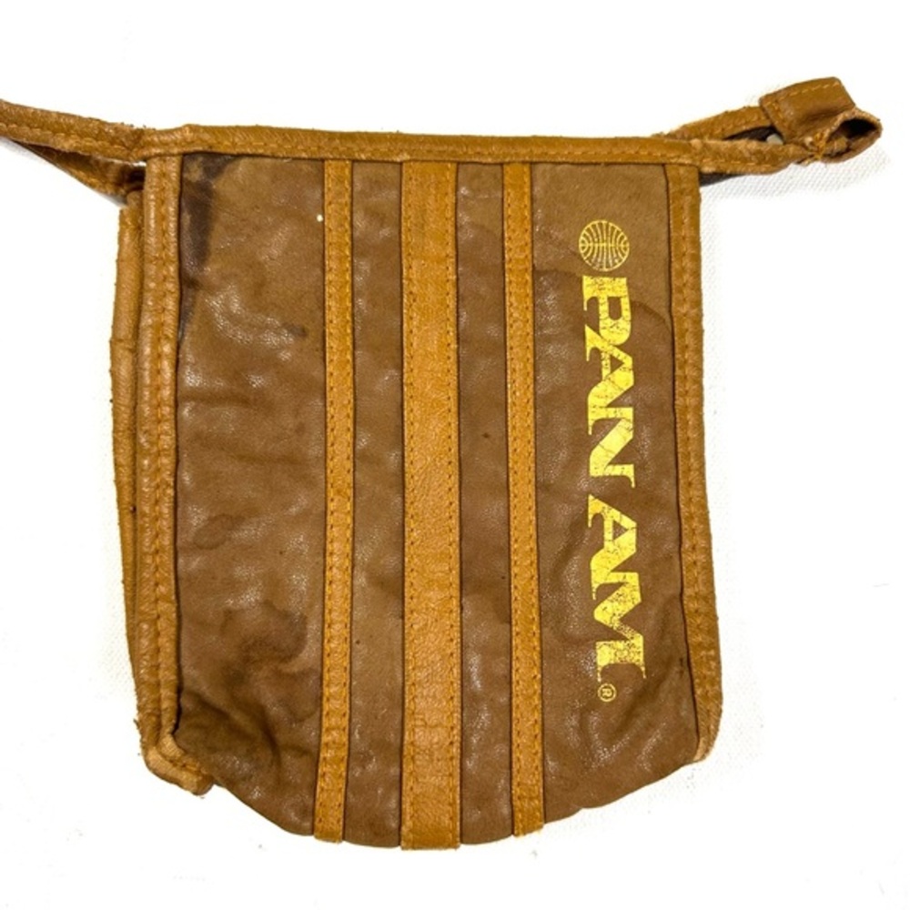 Vintage Pan Am toiletries bag